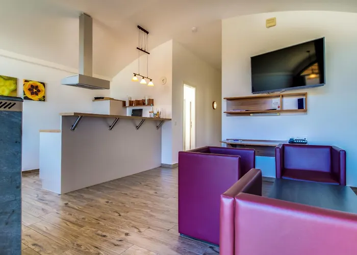 Lagovida Duenenhaus Comfort Familia F Am Stoermthaler غروسبونسنا